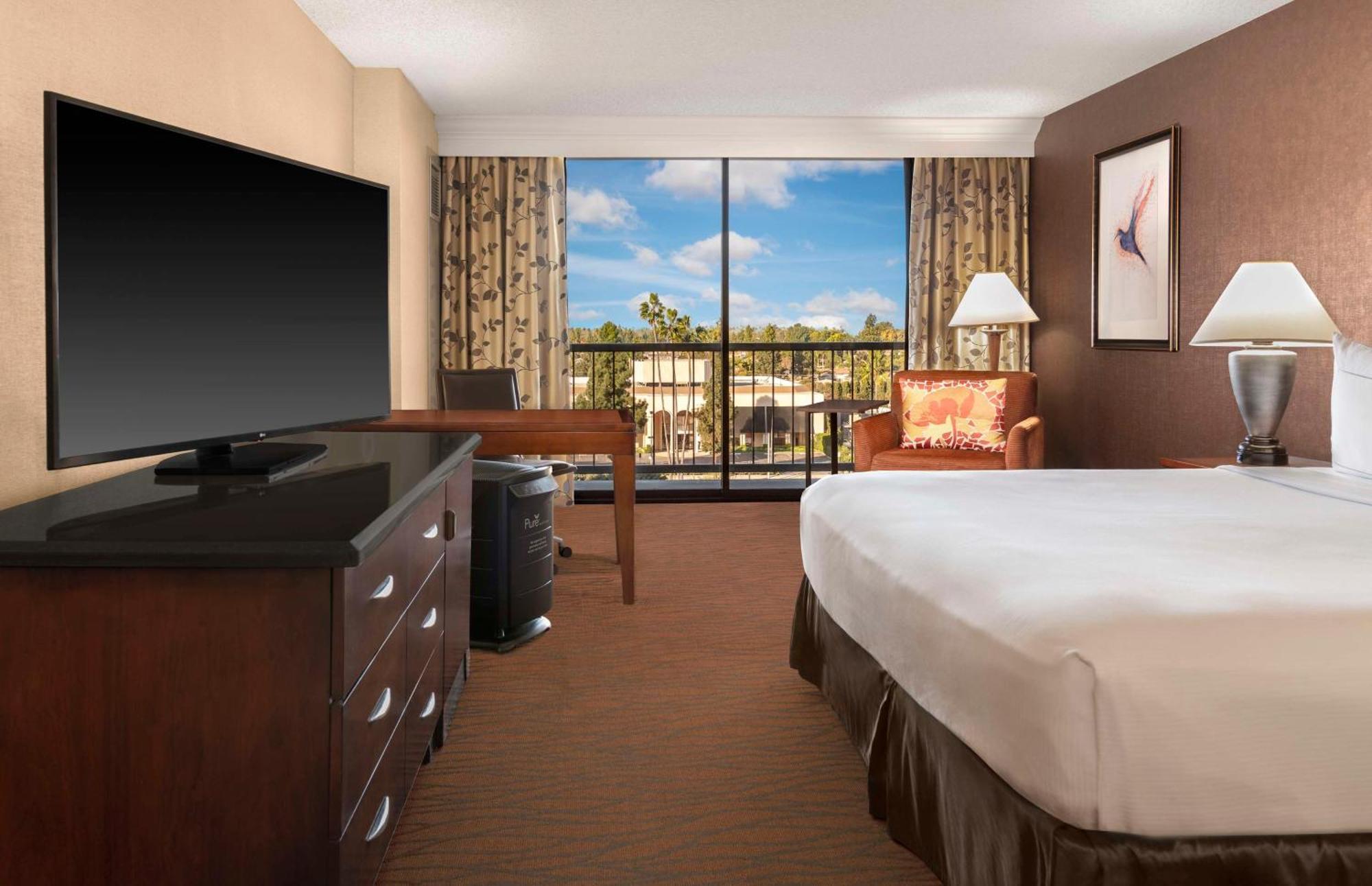 Hotel Hilton Orange County/Costa Mesa Exterior foto