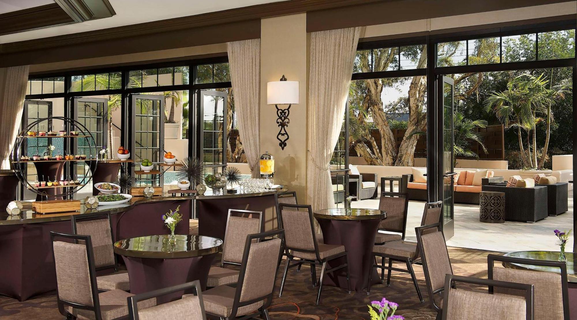 Hotel Hilton Orange County/Costa Mesa Exterior foto